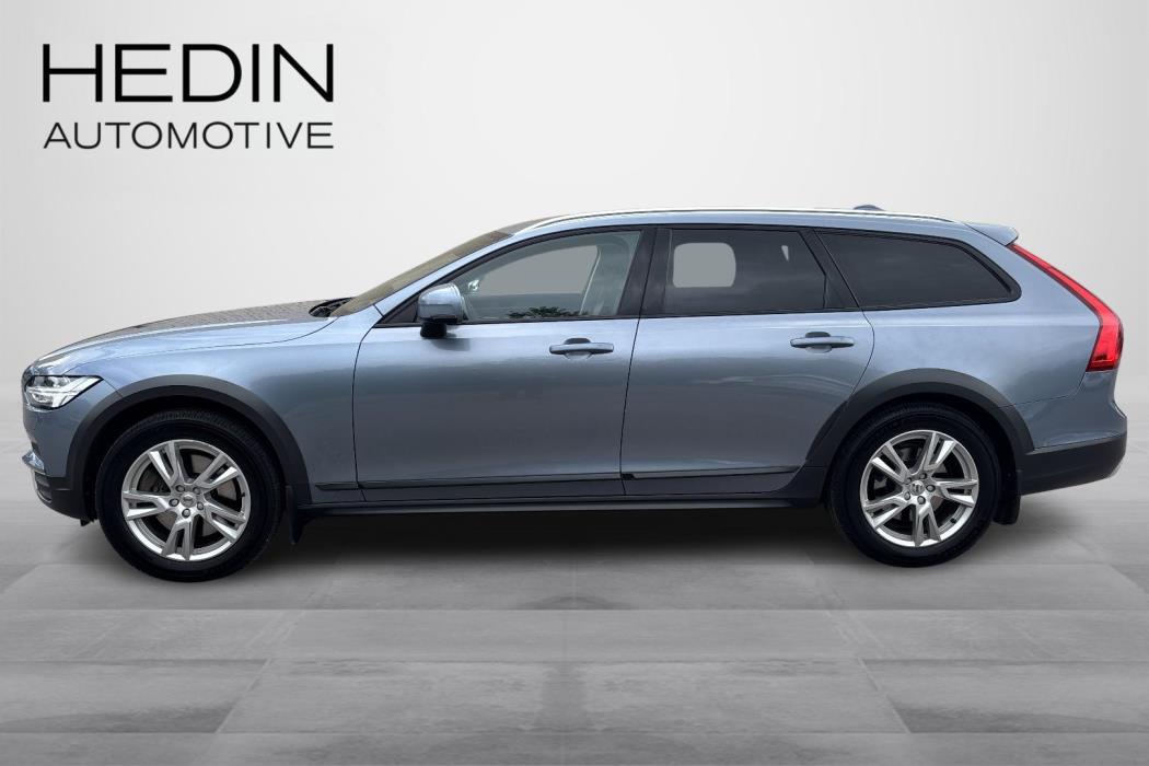 VOLVO V90 Cross Country 2018