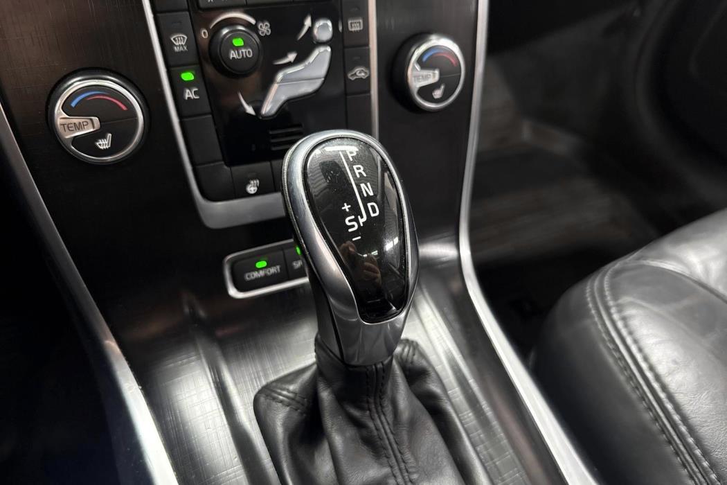 Volvo V70 2014