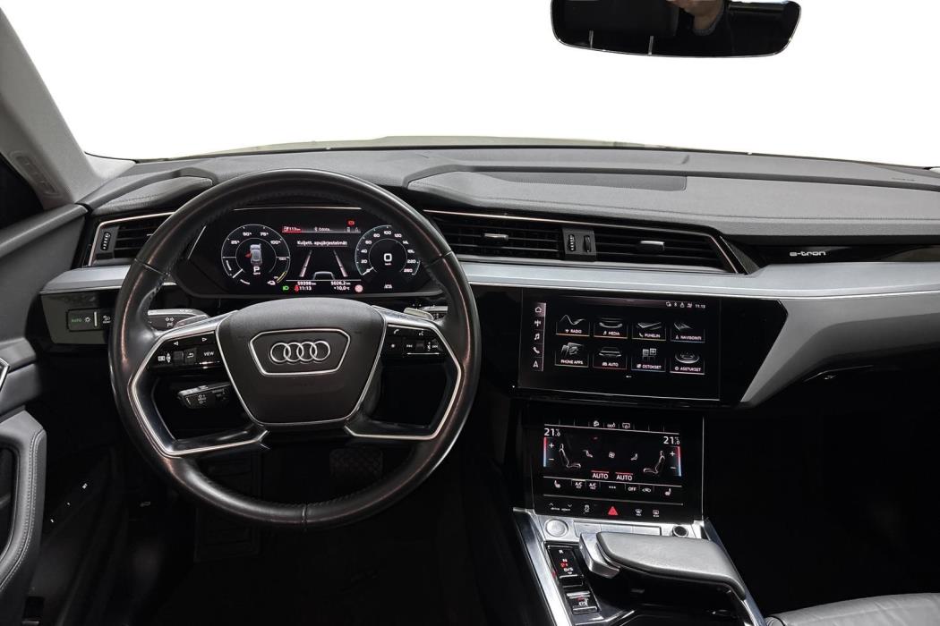 Audi e-tron 2019