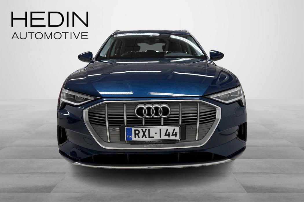 Audi e-tron 2019