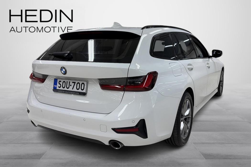 BMW 320 2022