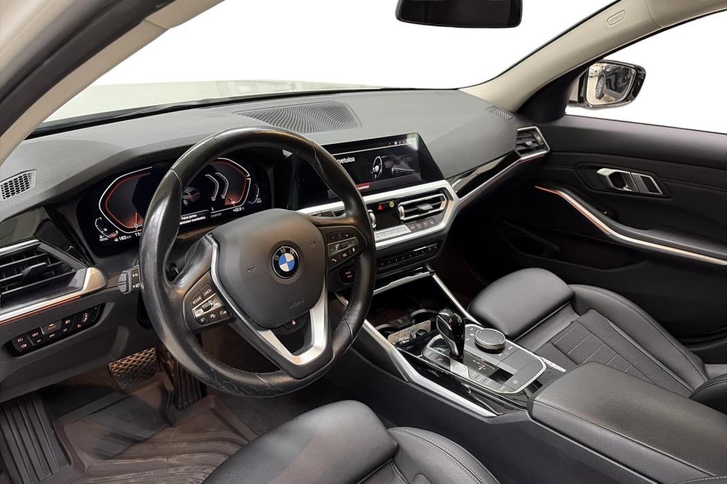 BMW 320 2022