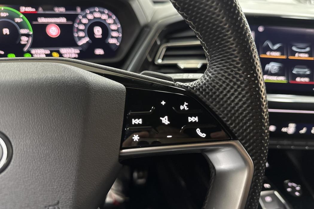 Audi Q4 e-tron 2023