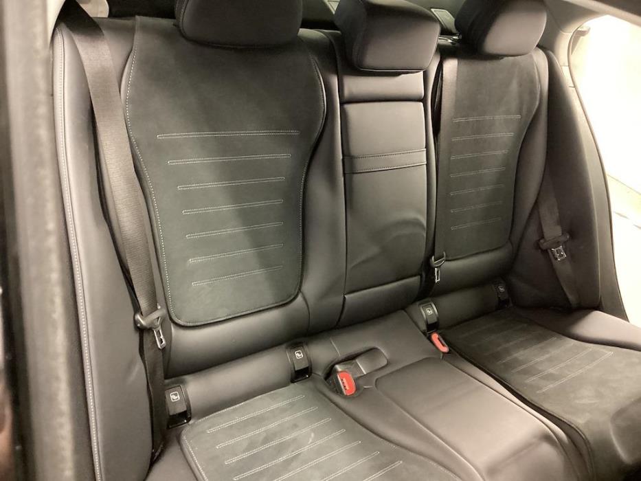 Mercedes-Benz C 2023
