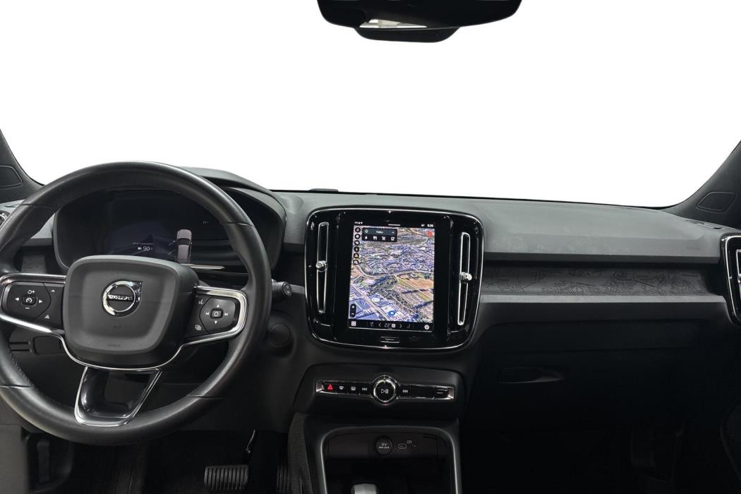 Volvo XC40 2024