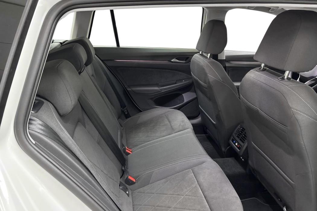 Volkswagen Golf 2024