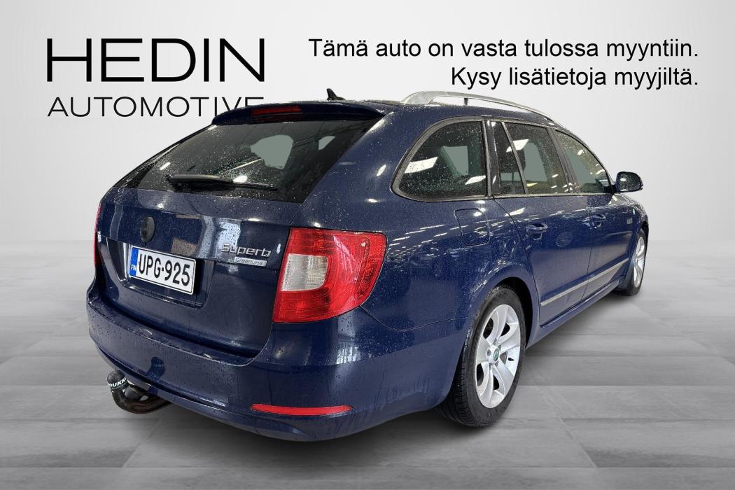 Skoda Superb 2012
