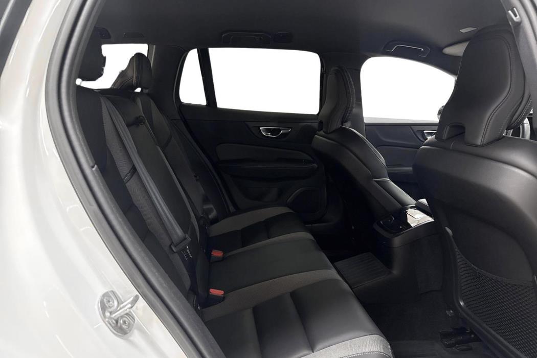 Volvo V60 2022