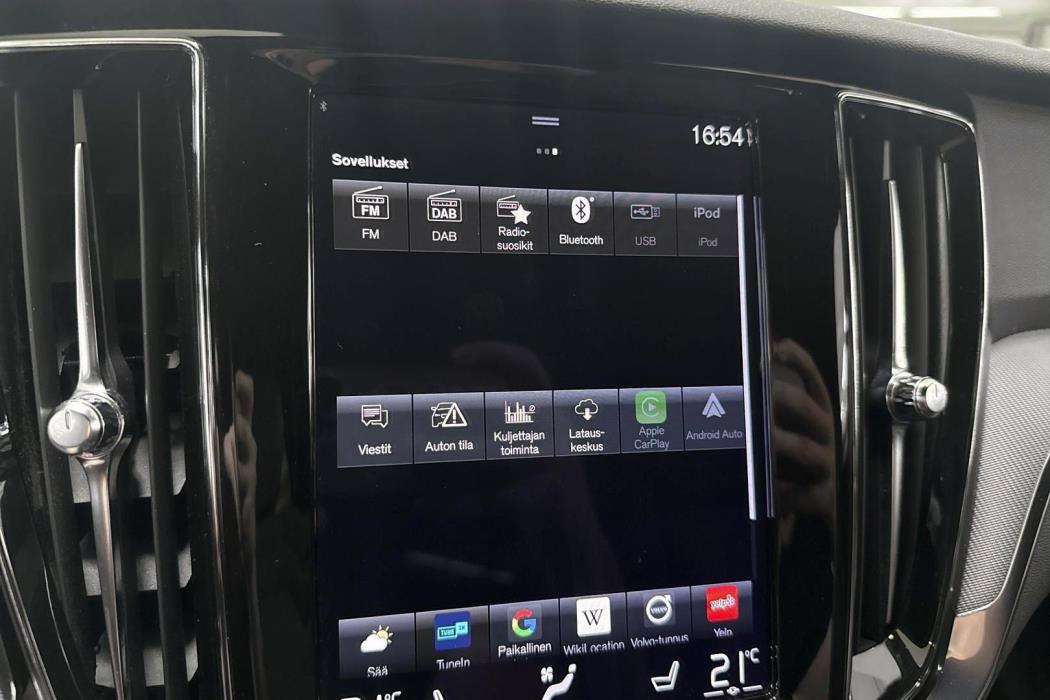 Volvo V60 2022
