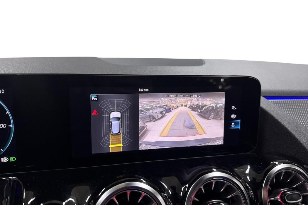 Mercedes-Benz EQA 2024