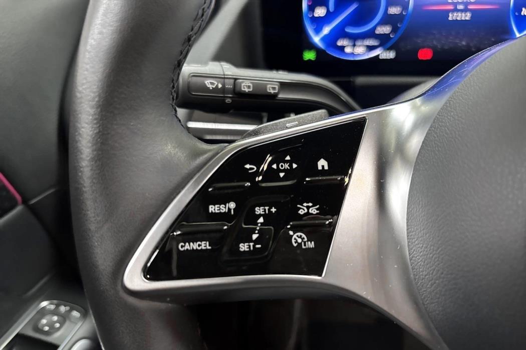 Mercedes-Benz EQA 2025
