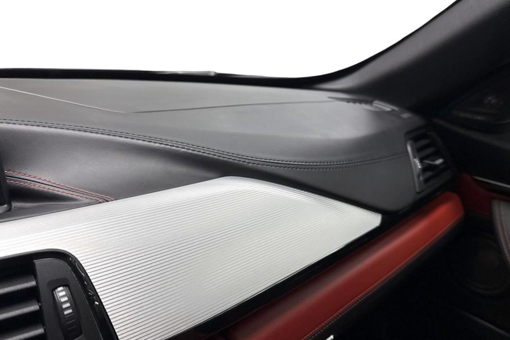 BMW M4 2015