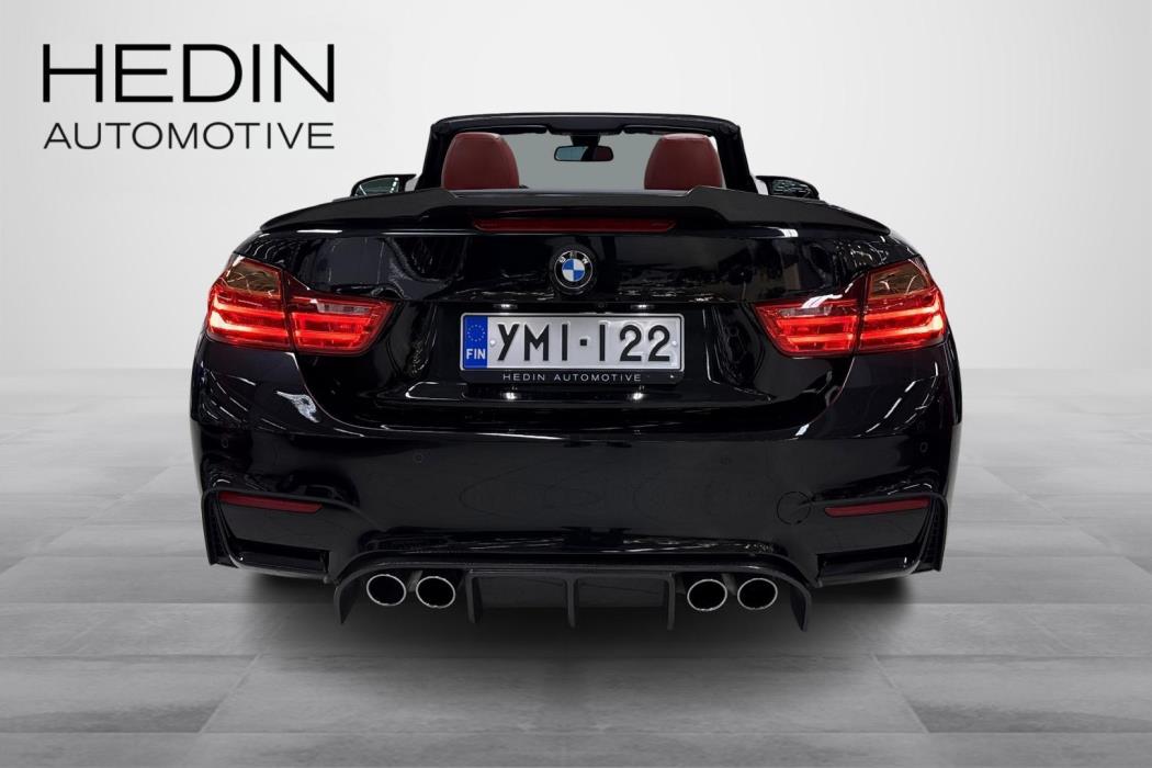 BMW M4 2015