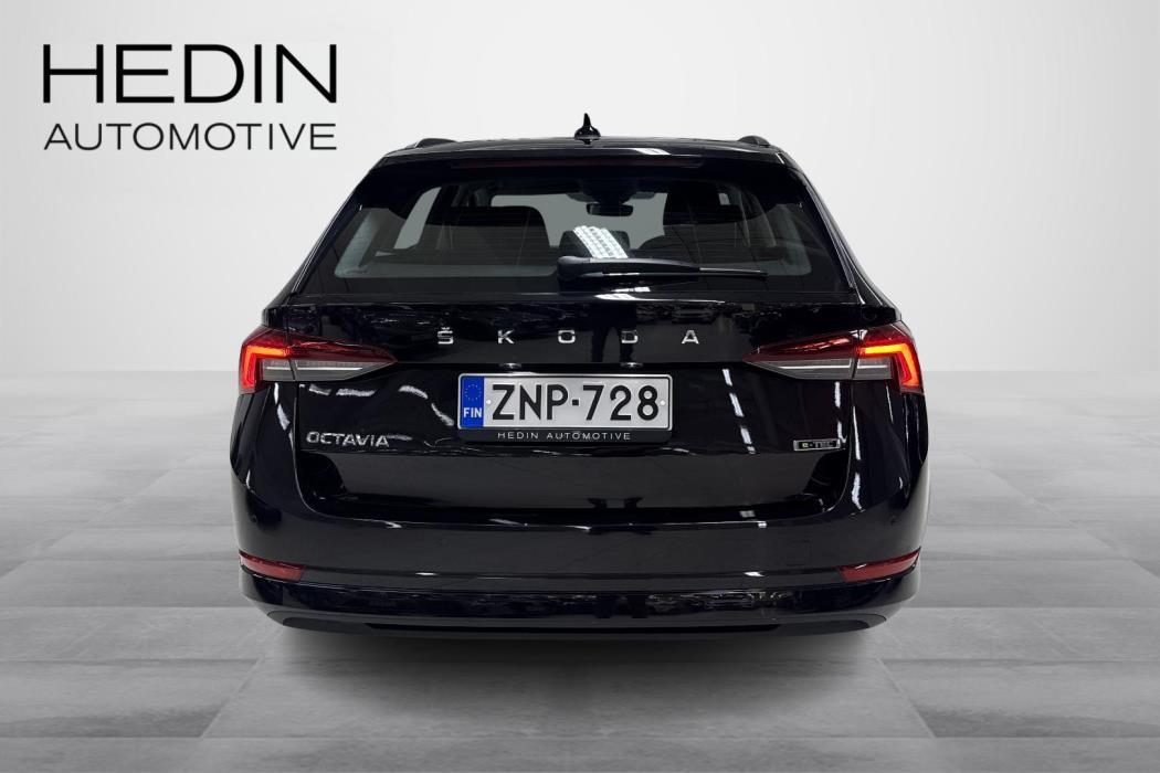 Skoda Octavia 2021