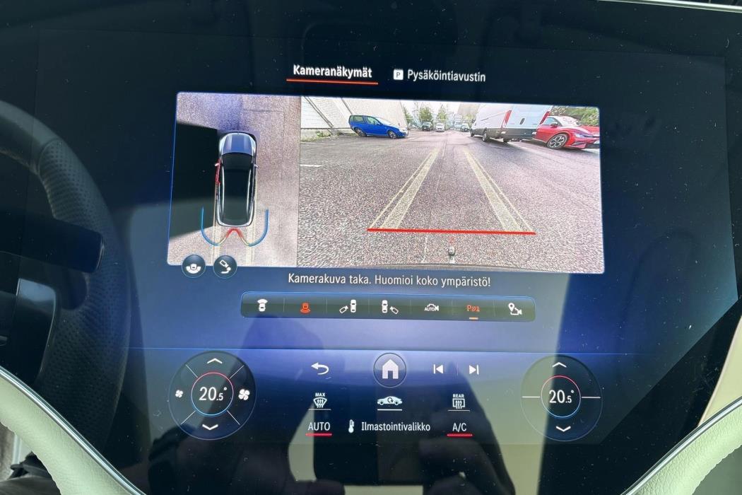 Mercedes-Benz EQS SUV 2023