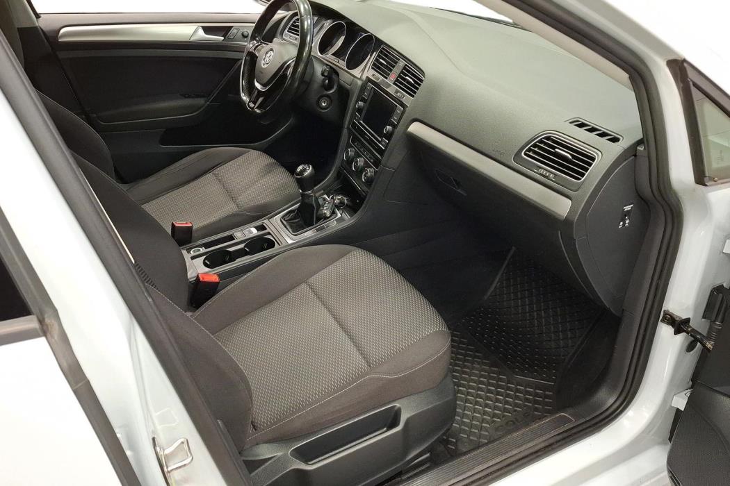 VOLKSWAGEN GOLF 2017