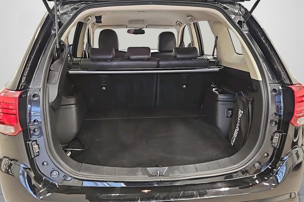 MITSUBISHI Outlander PHEV 2019