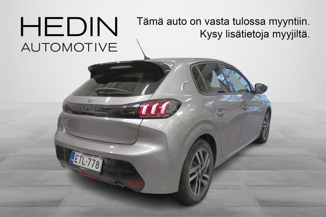 PEUGEOT 208 2021
