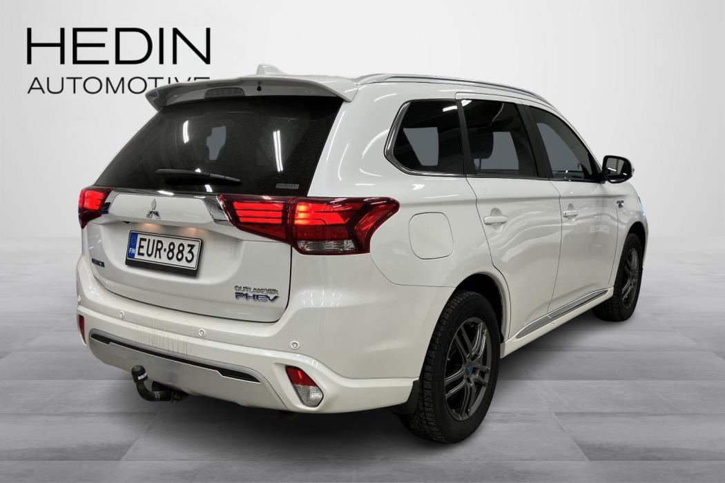 Mitsubishi Outlander PHEV 2019
