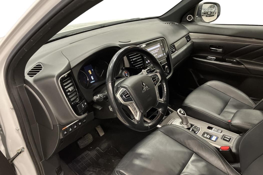 Mitsubishi Outlander PHEV 2019