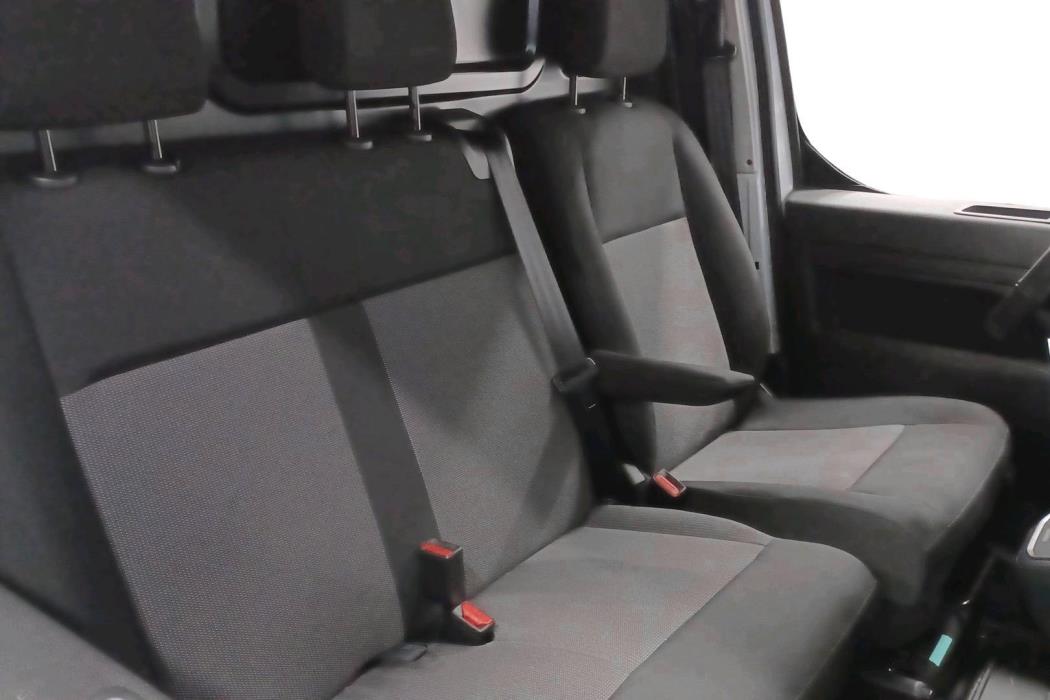 PEUGEOT EXPERT 2025