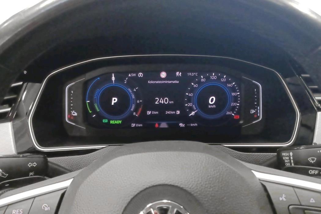 Volkswagen Passat 2019