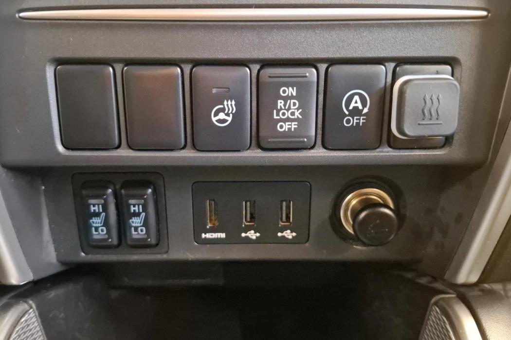 Mitsubishi L200 2020