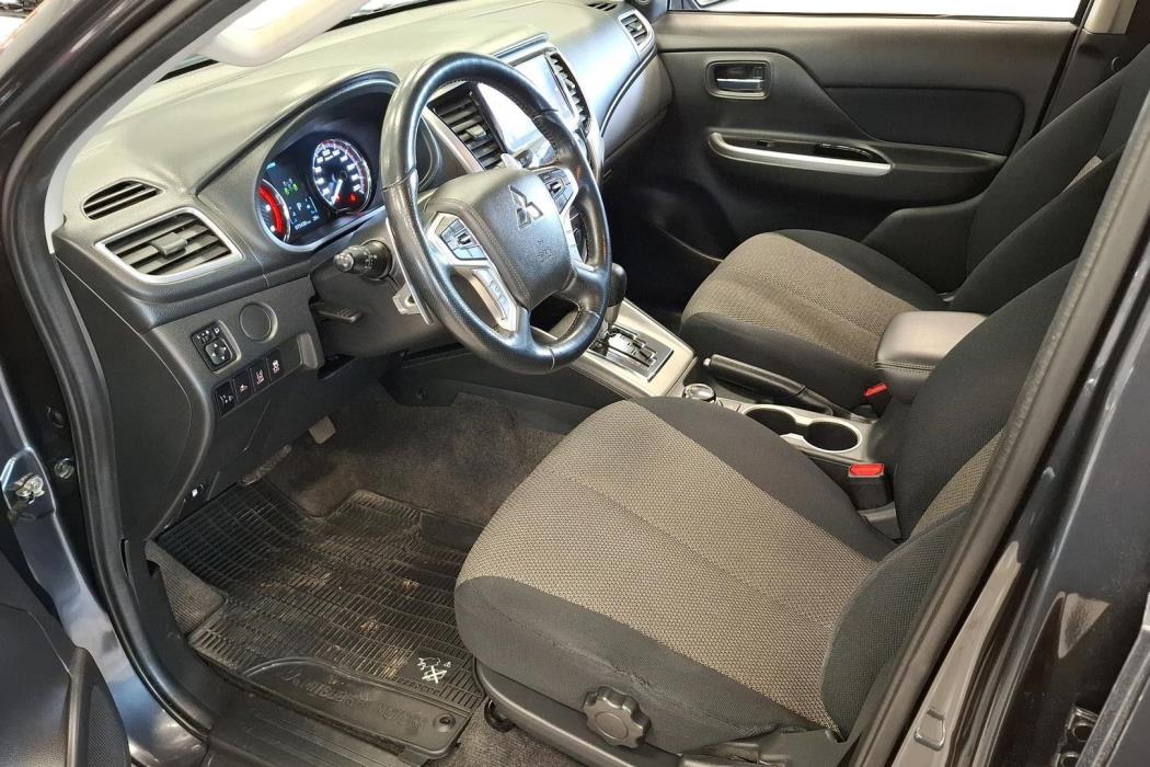 Mitsubishi L200 2020