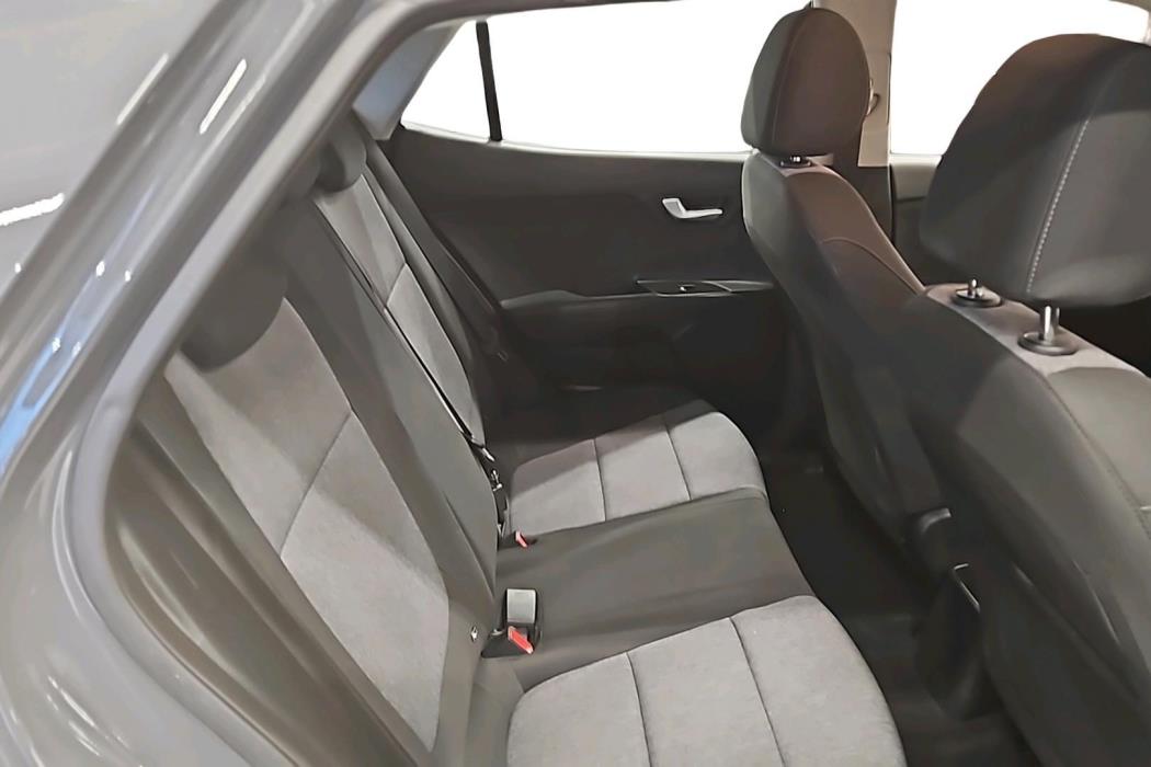KIA STONIC 2024