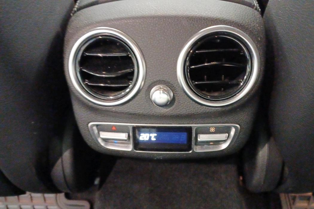 Mercedes-Benz C 2014