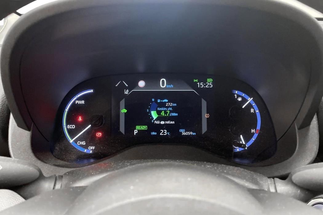 TOYOTA Yaris Cross 2024