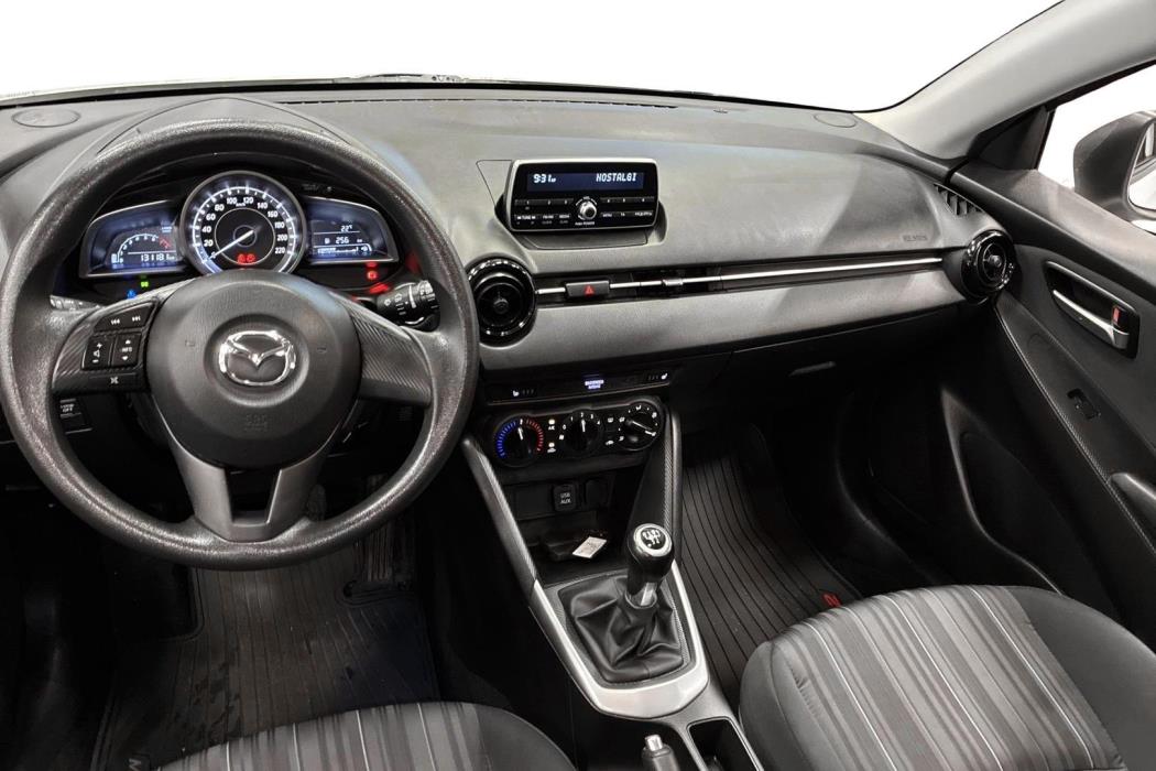 MAZDA Mazda2 2016
