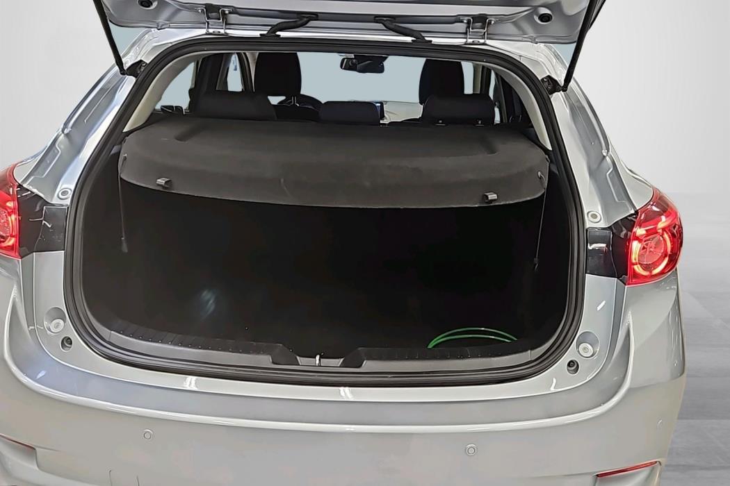 MAZDA Mazda3 2018