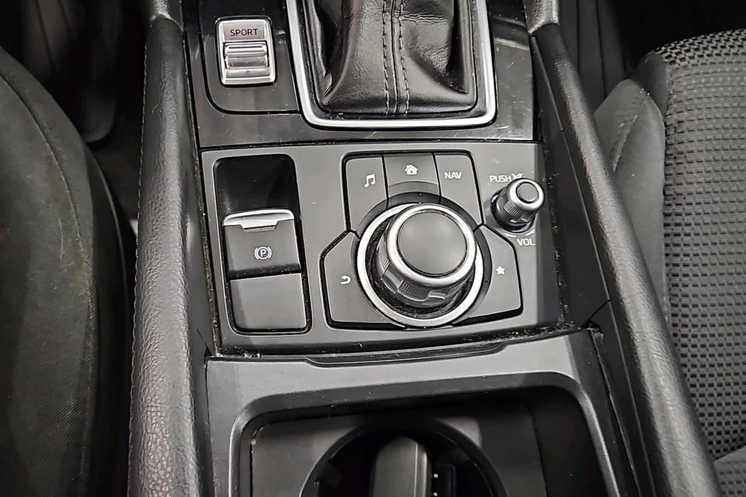 MAZDA Mazda3 2018