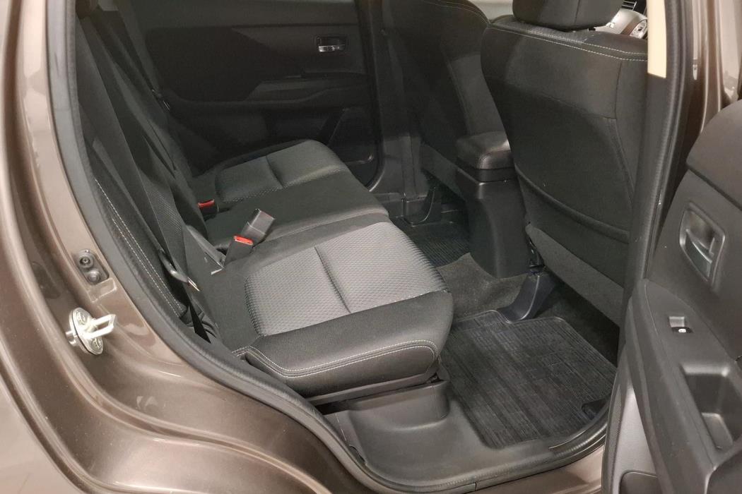 MITSUBISHI OUTLANDER 2016