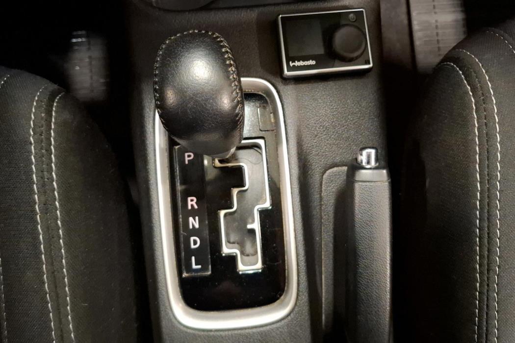 MITSUBISHI OUTLANDER 2016