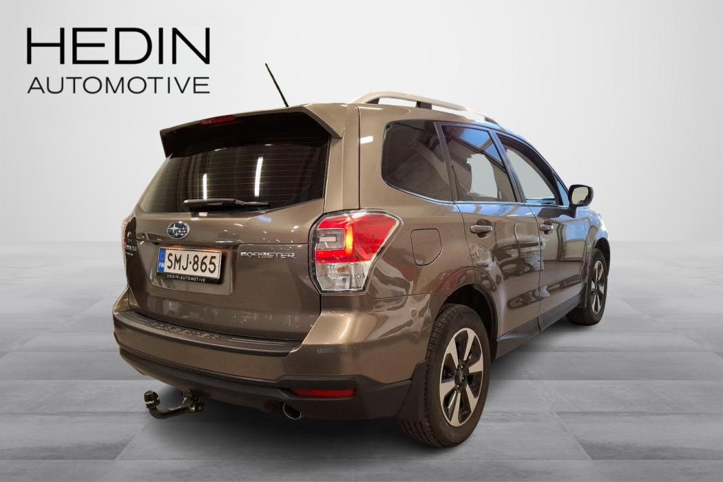 SUBARU FORESTER 2017