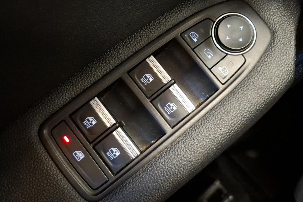 MITSUBISHI ASX 2023