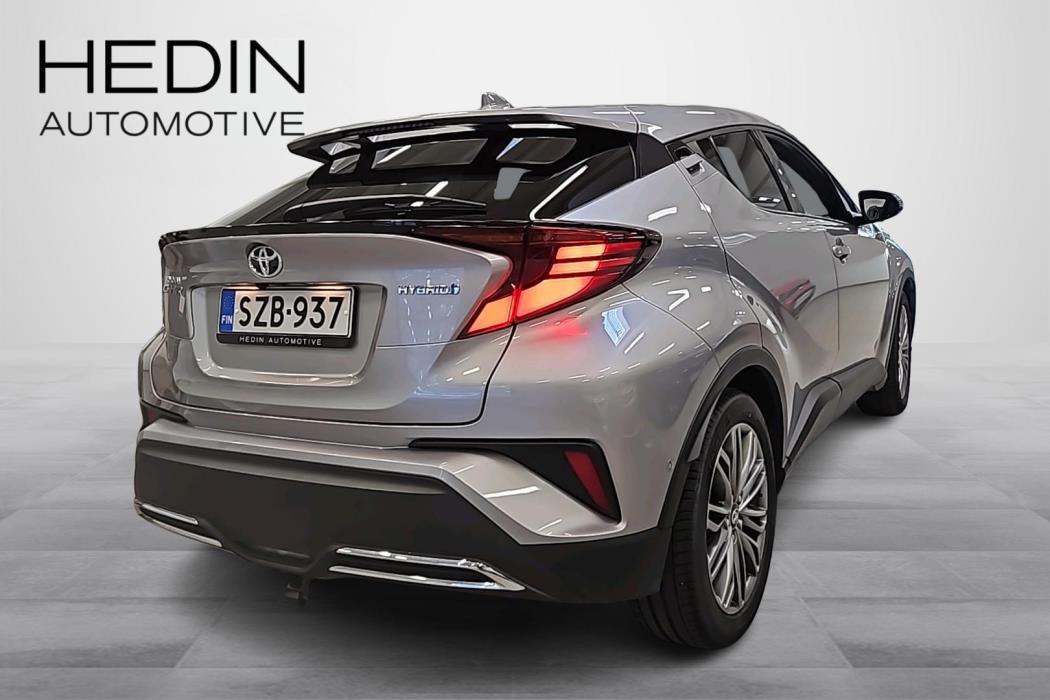 TOYOTA C-HR 2021