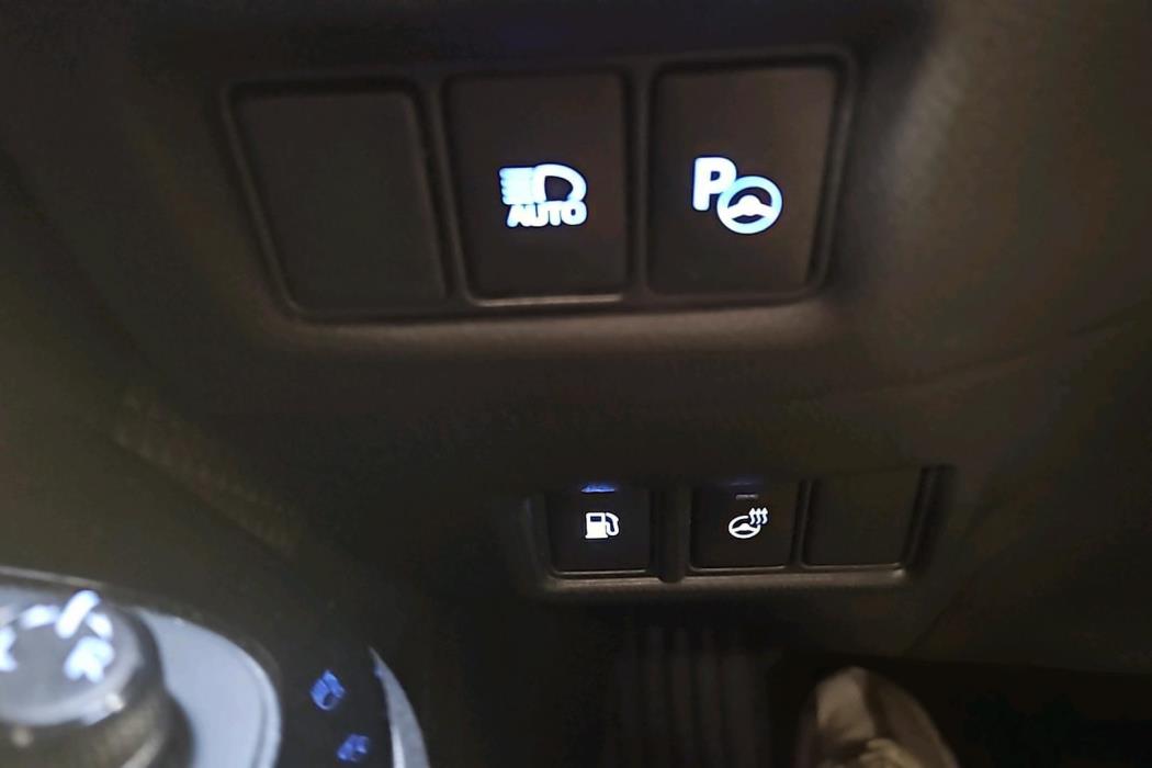 TOYOTA C-HR 2021