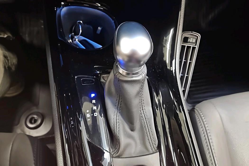 TOYOTA C-HR 2021