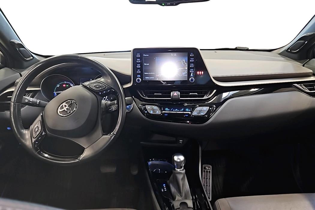 TOYOTA C-HR 2021