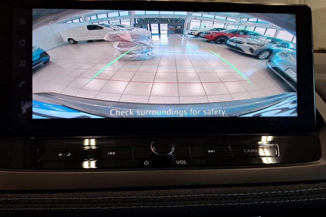 NISSAN Qashqai 2024