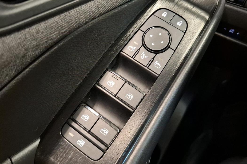 NISSAN Qashqai 2024