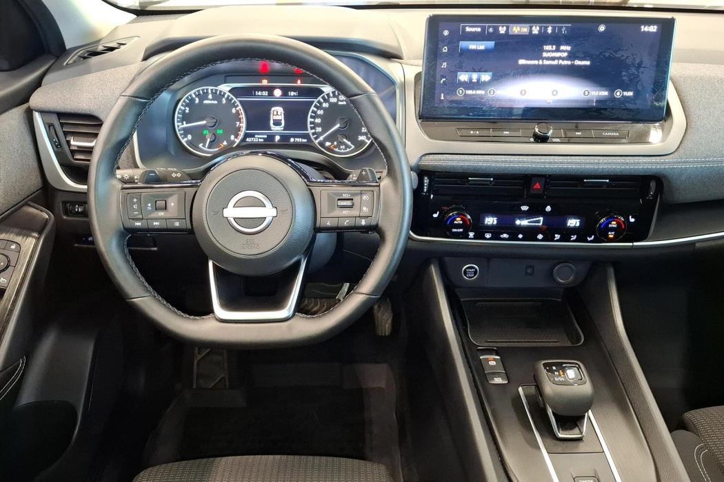 NISSAN Qashqai 2024