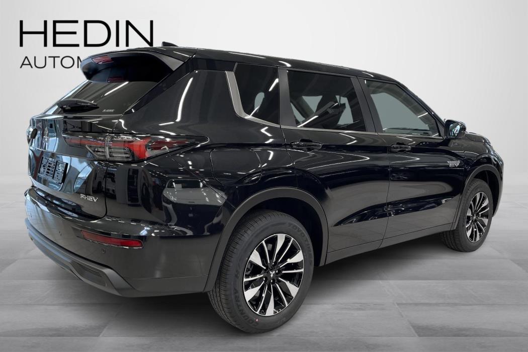 Mitsubishi Outlander 2025