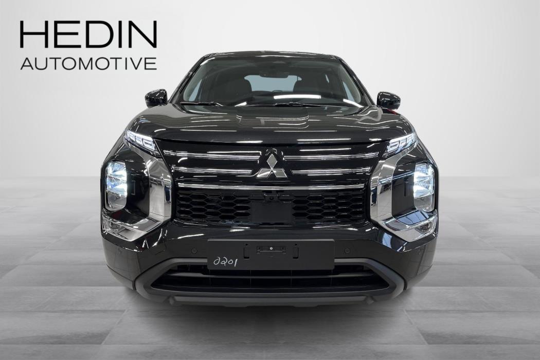 Mitsubishi Outlander 2025