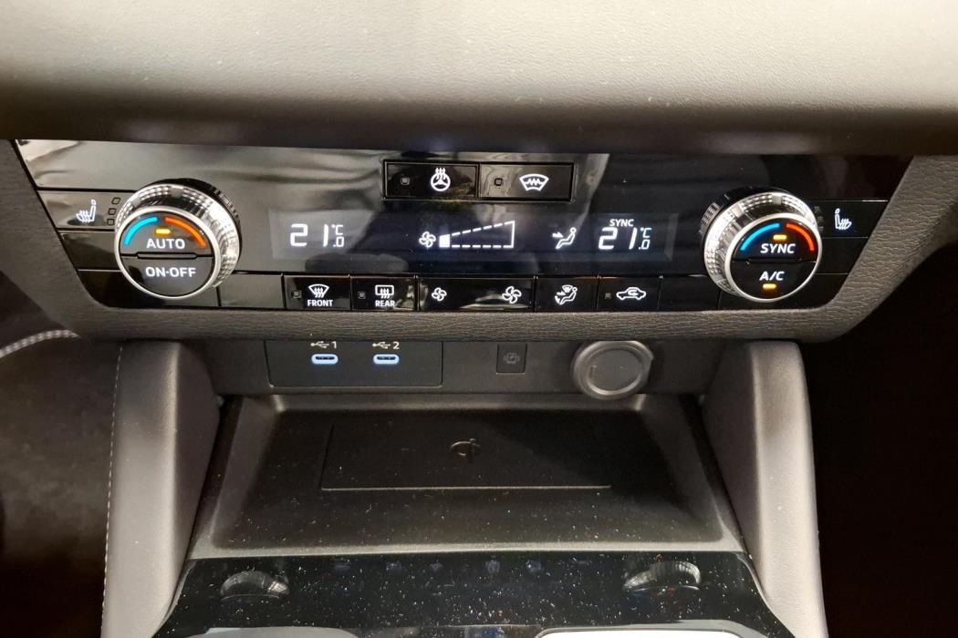 Mitsubishi Outlander 2026