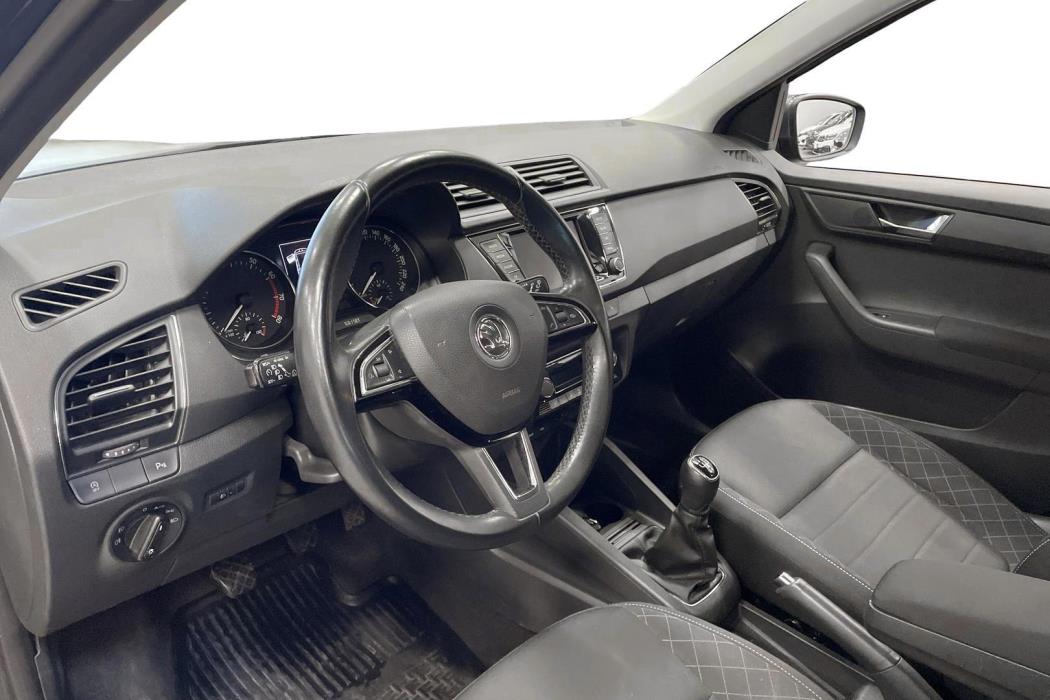 SKODA FABIA 2016