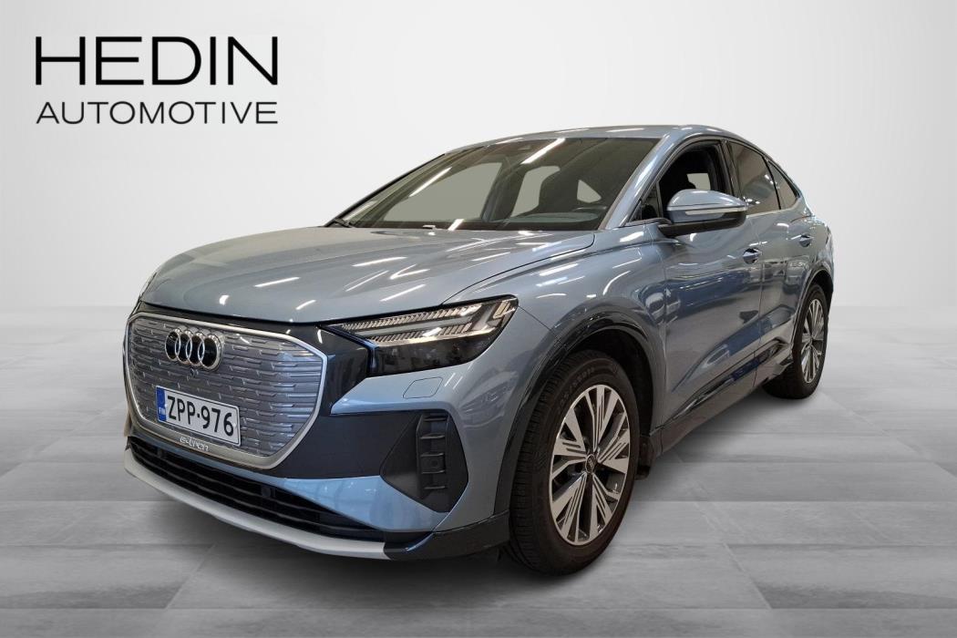 AUDI Q4 e-tron 2022